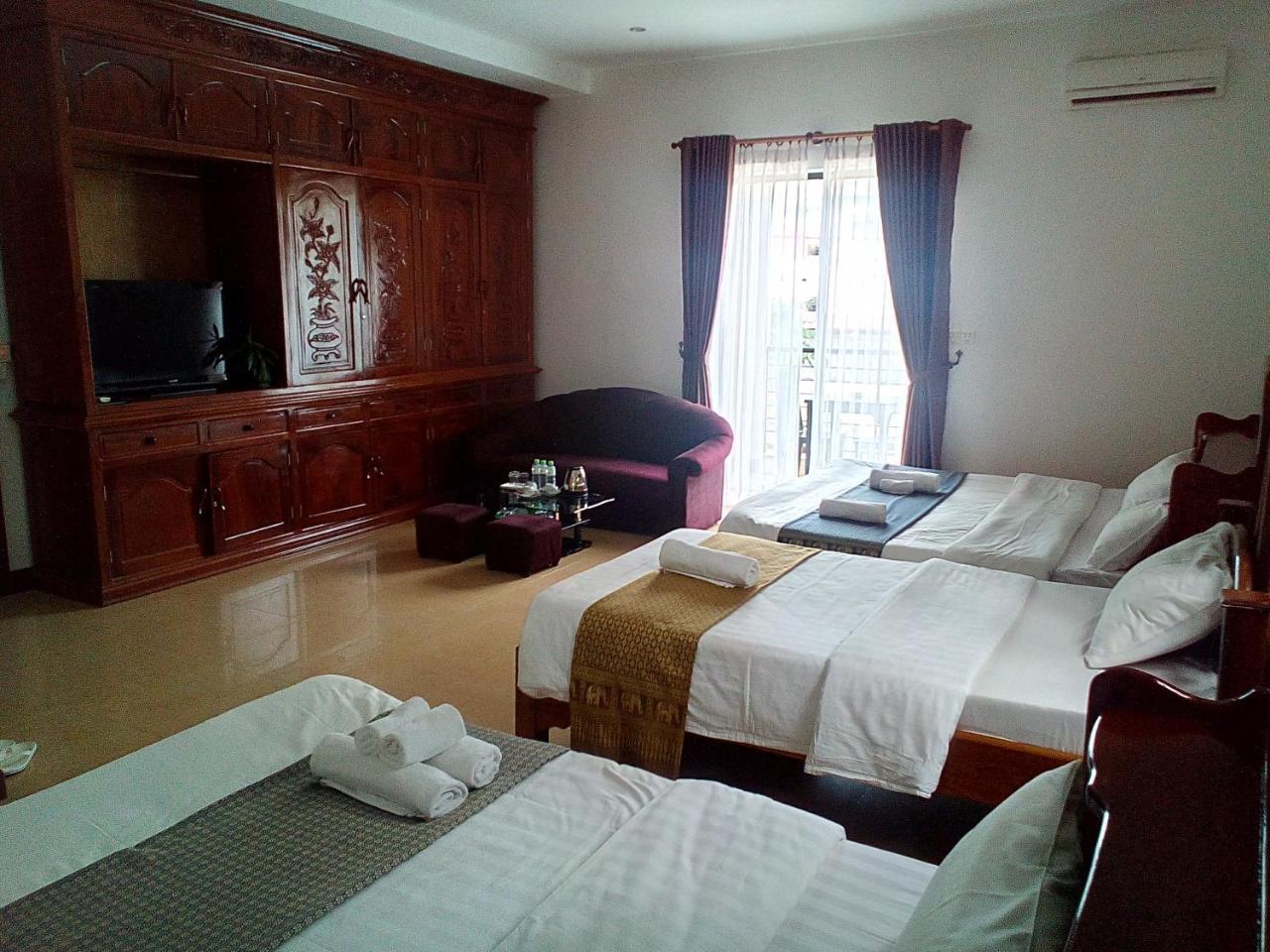 Ly Villa Angkor シェムリアップ エクステリア 写真